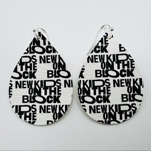 HP🎤🎶New Kids on the Block teardrop earrings NKOTB dangle earring vegan leather - Picture 2 of 4
